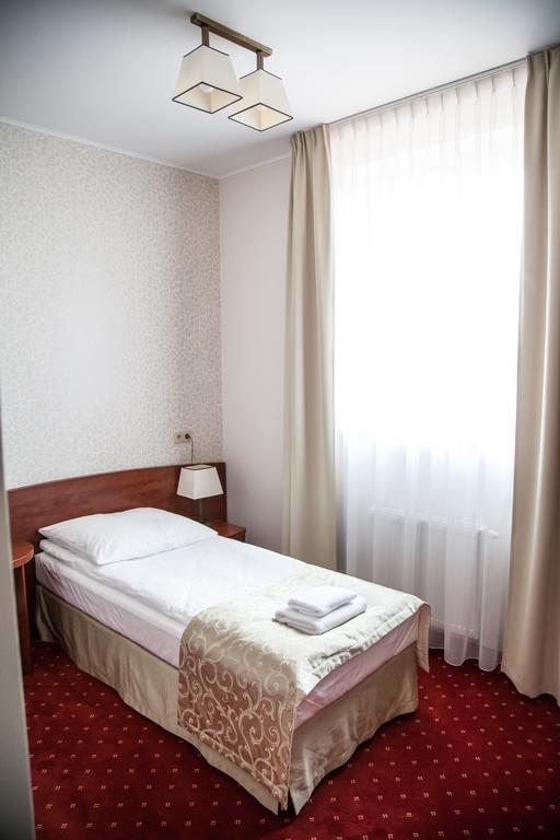 Hotel Stara Gorzelnia Ліхень-Старий Номер фото